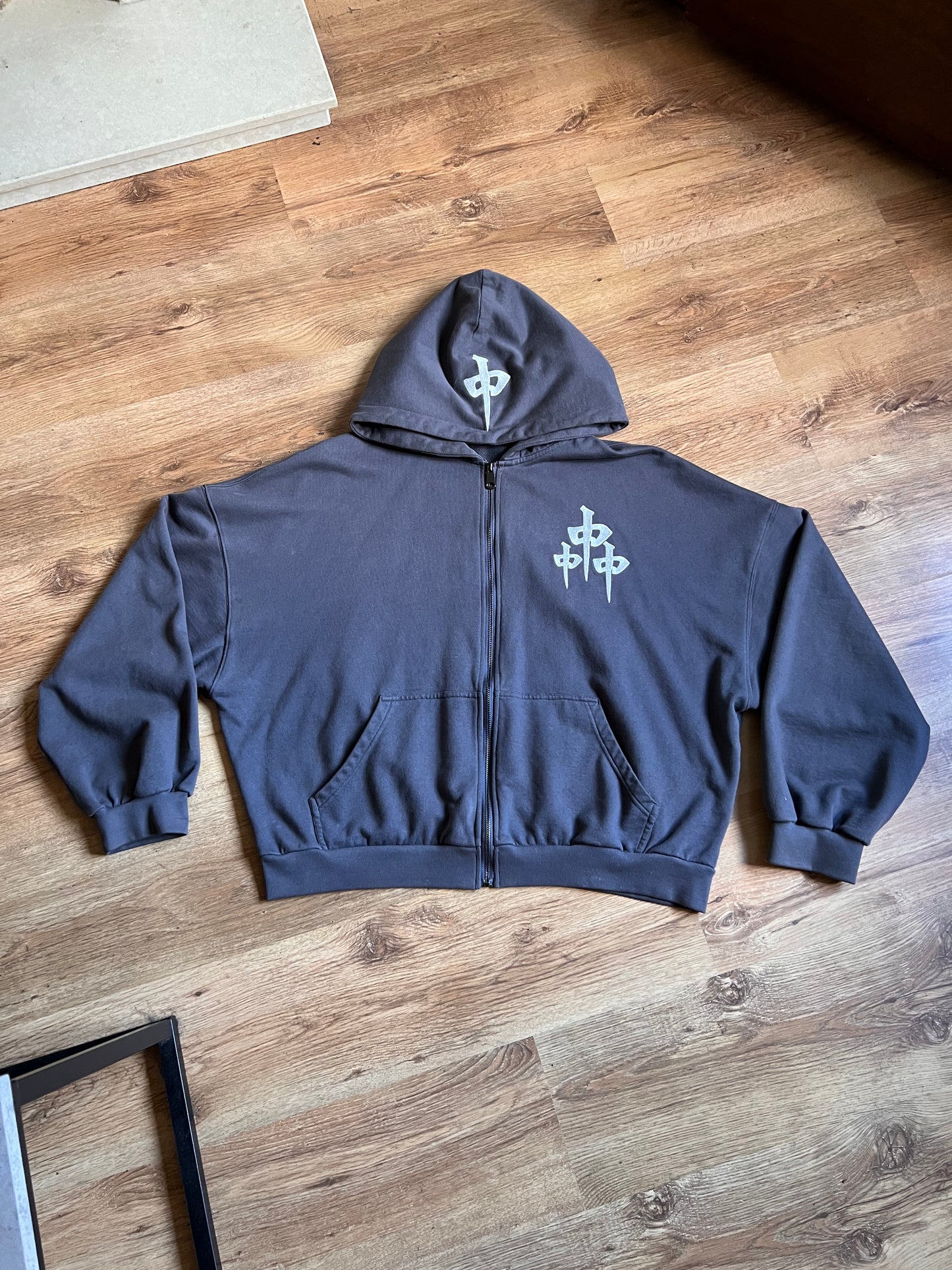 1/50 - Dragon embroidered logo hoodie